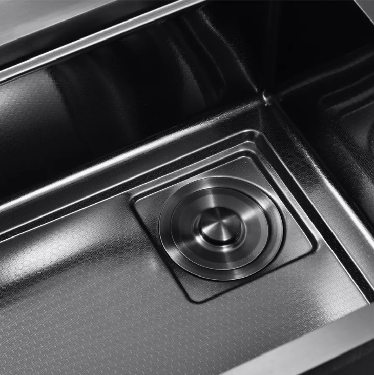 Кухонная мойка со смесителем и аксессуарами Gerhans K37545BD (75*45*22,декор чёрный,8 в 1) фото-5